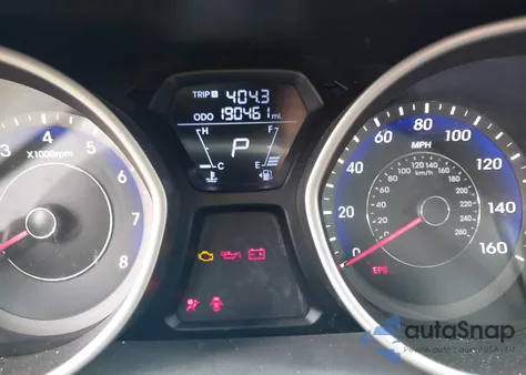 2013 Hyundai Elantra Gls/Limited z USA, uszkodzony, nr VIN KMHDH4AE5DU714454